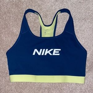Women’s size L Nike Sports Bra